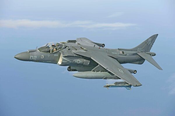 AV 8B Harrier II Jet (A)